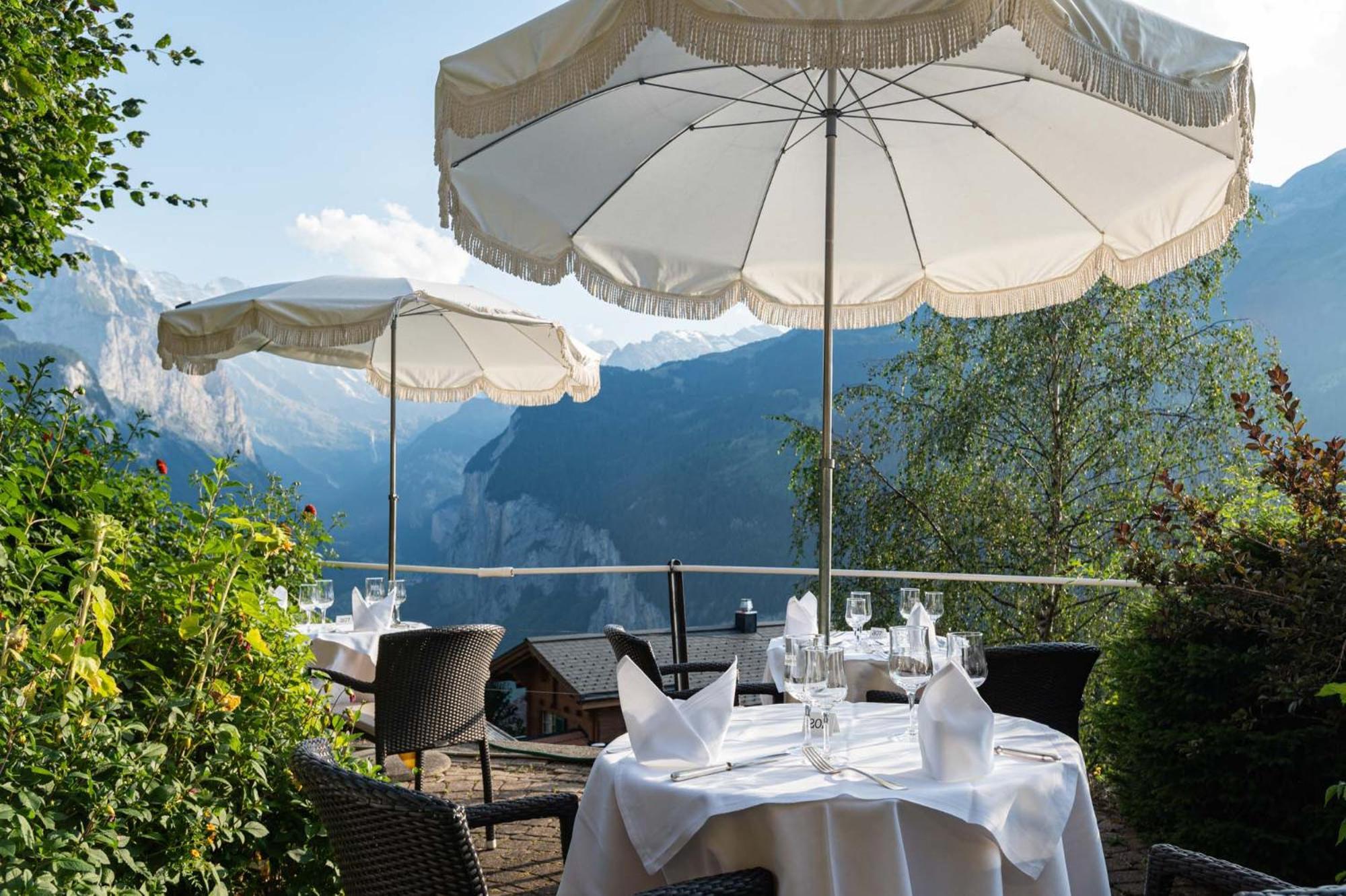 Hotel Bellevue - Traditional Swiss Hideaway